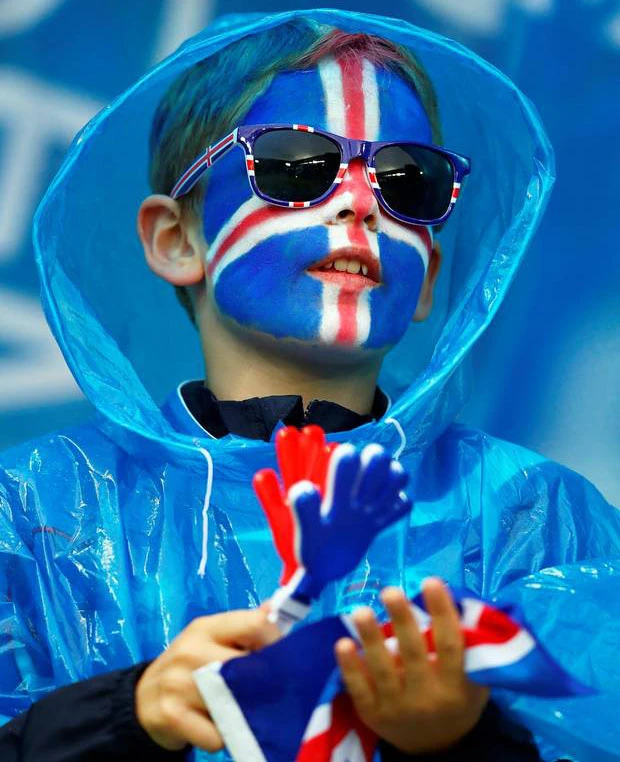 Fan Iceland phải mua áo cổ vũ từ Anh trong trận gặp Pháp ảnh 2